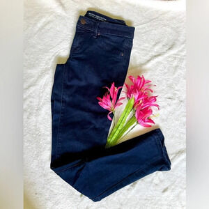 Mossimo Mid-Rise Cropped Denim Jegging - Size 00/24